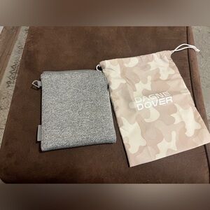 Dagne Dover Skye Essentials Neoprene Pouch